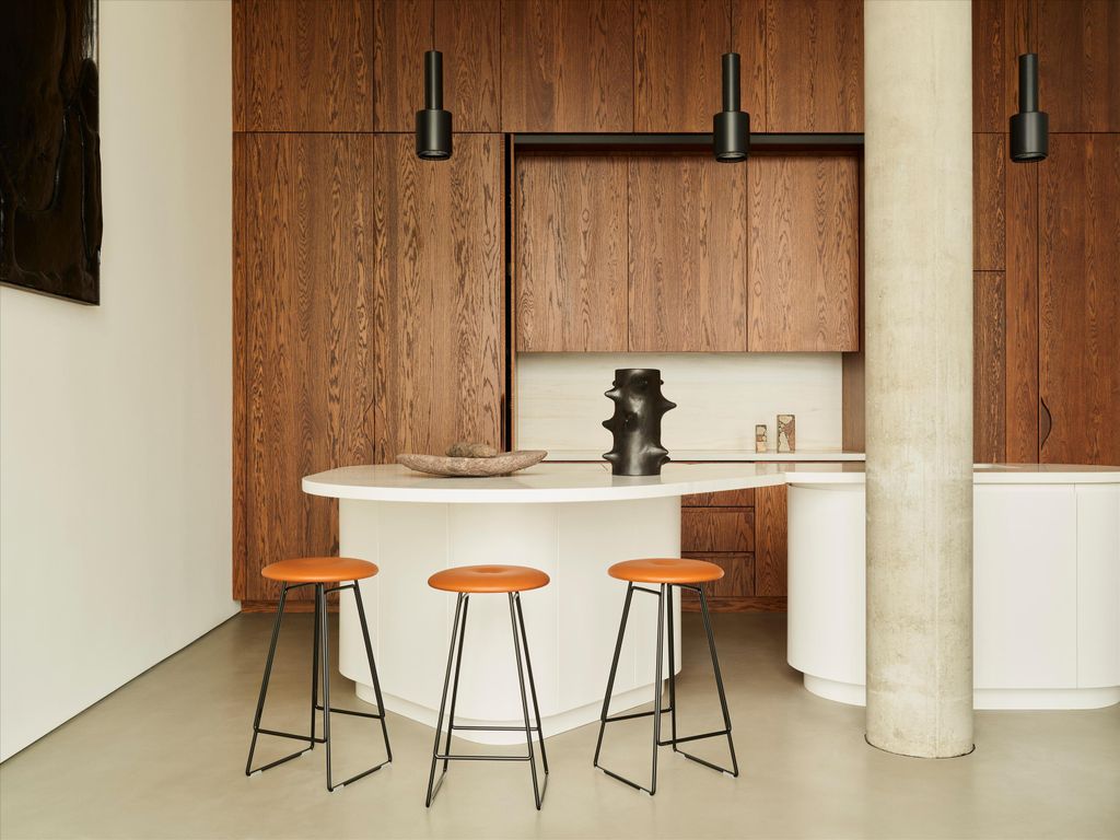 Property photo 1 of 13 Image