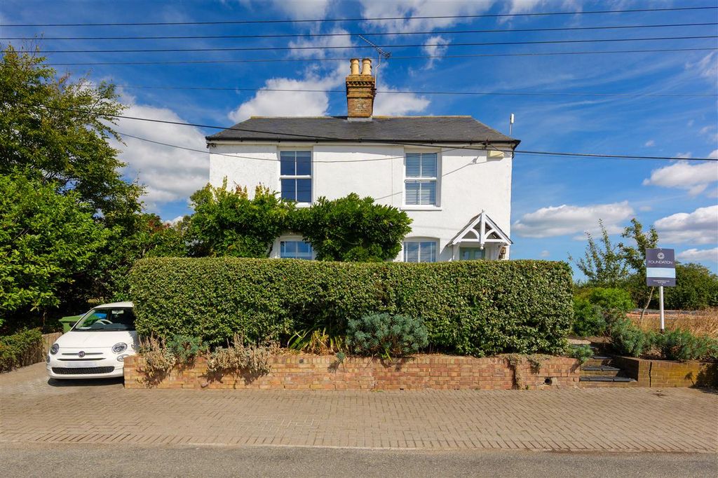 Property photo 2 of 31