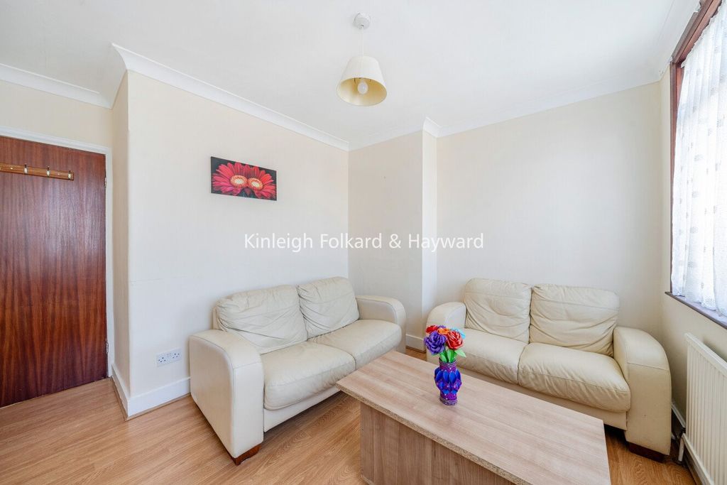 Property photo 1 of 5 Picture No. 06