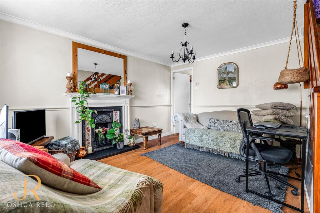 Property photo 2 of 13 Internal-9.Jpg