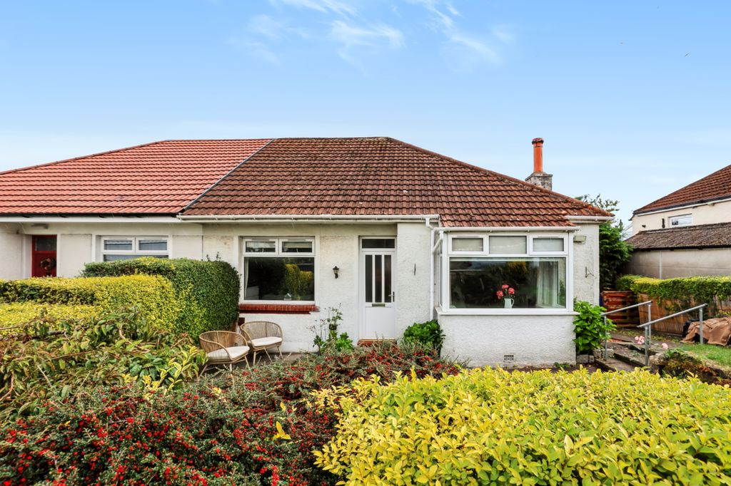 Property photo 2 of 31
