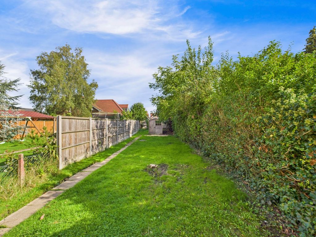 Property photo 3 of 9 Picture No. 24