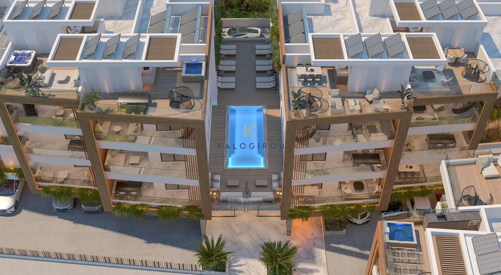 Property photo 2 of 24