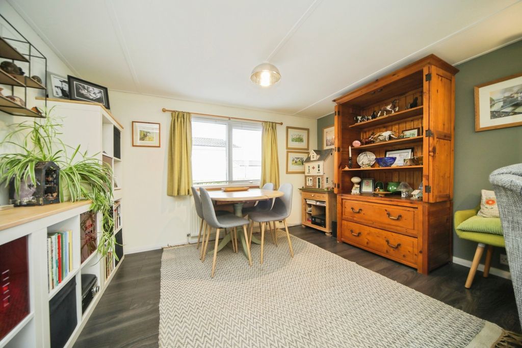 Property photo 3 of 19 Pbox-Img.Jpg