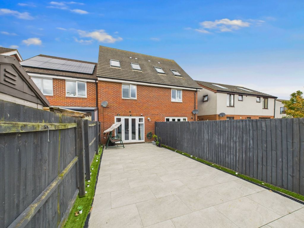 Property photo 3 of 22 Rear Garden