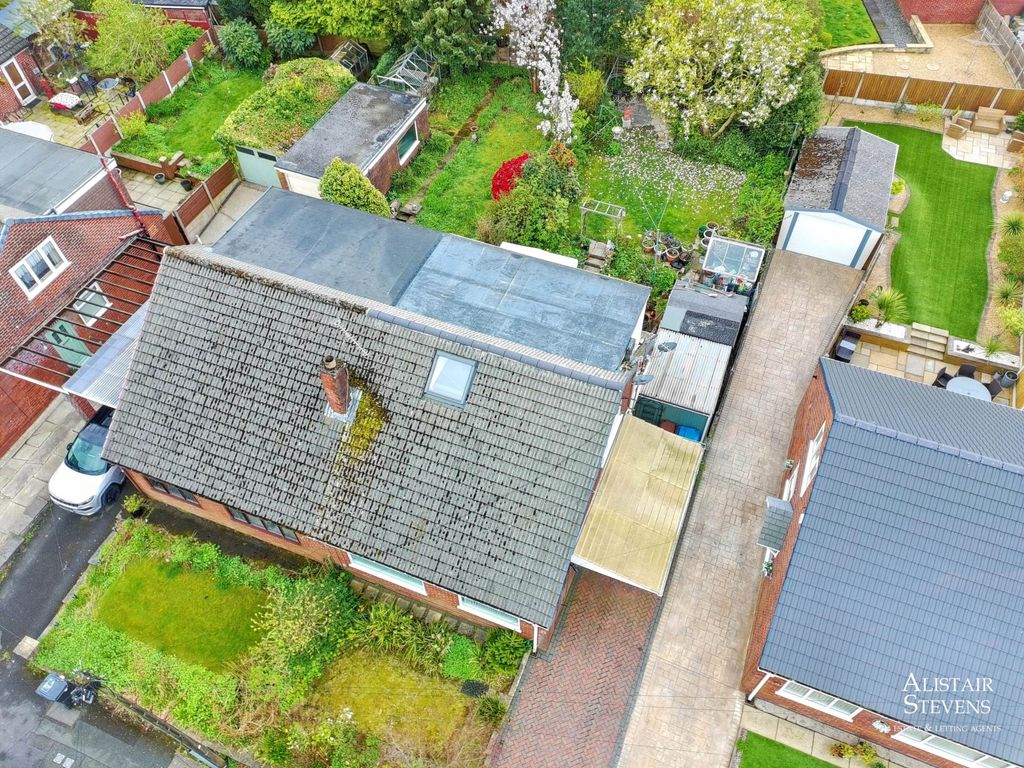 Property photo 2 of 20