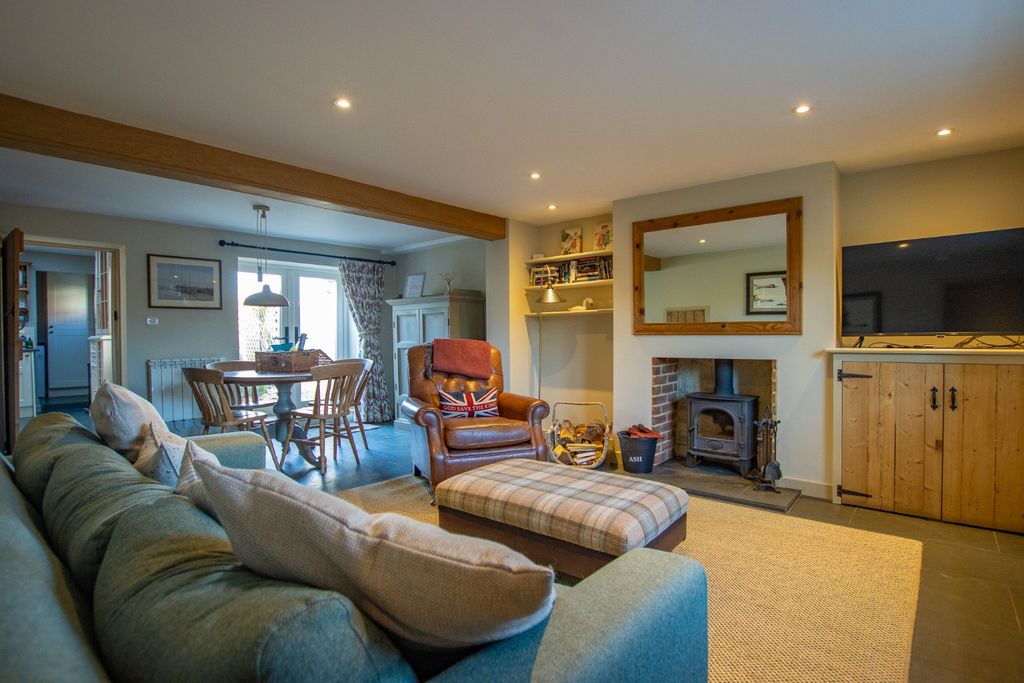 Property photo 1 of 23 4052902
