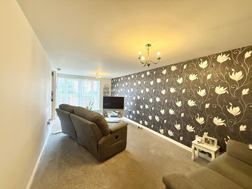 Property photo 3 of 11 Img_5072