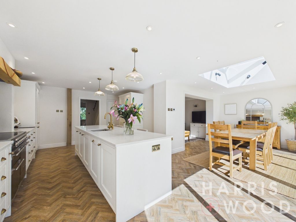 Property photo 2 of 45 5094644