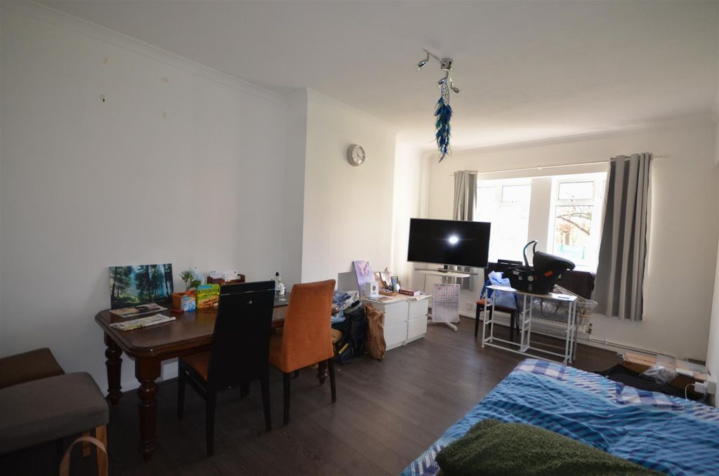 Property photo 3 of 10 3.Jpg