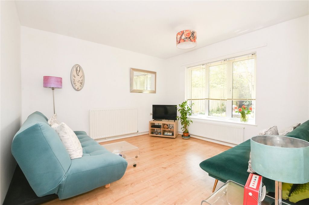 Property photo 2 of 14 Picture No. 07