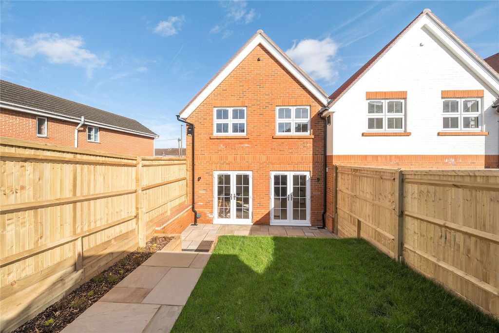 Property photo 3 of 20 Picture No. 27