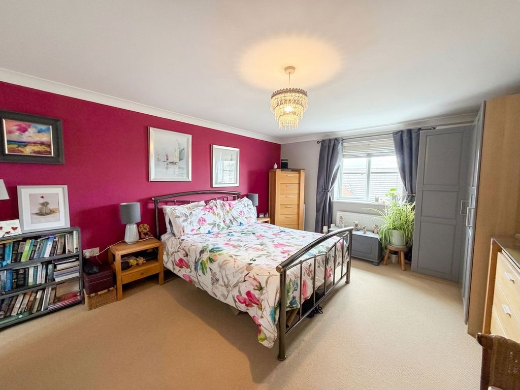 Property photo 3 of 15 Bedroom 1