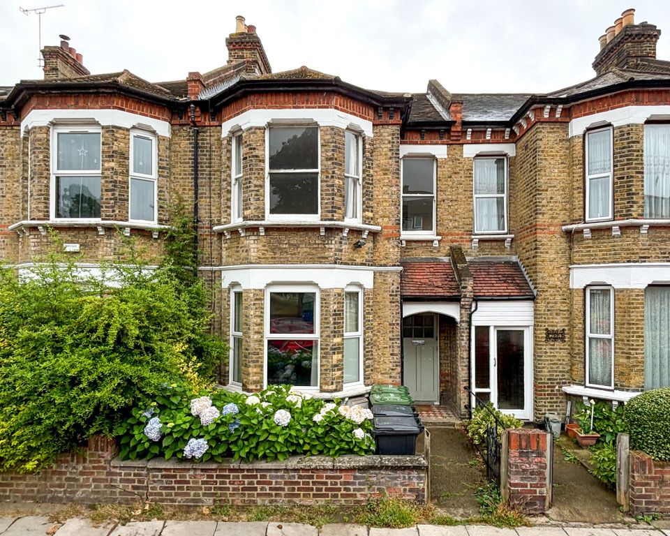 Property photo 1 of 9