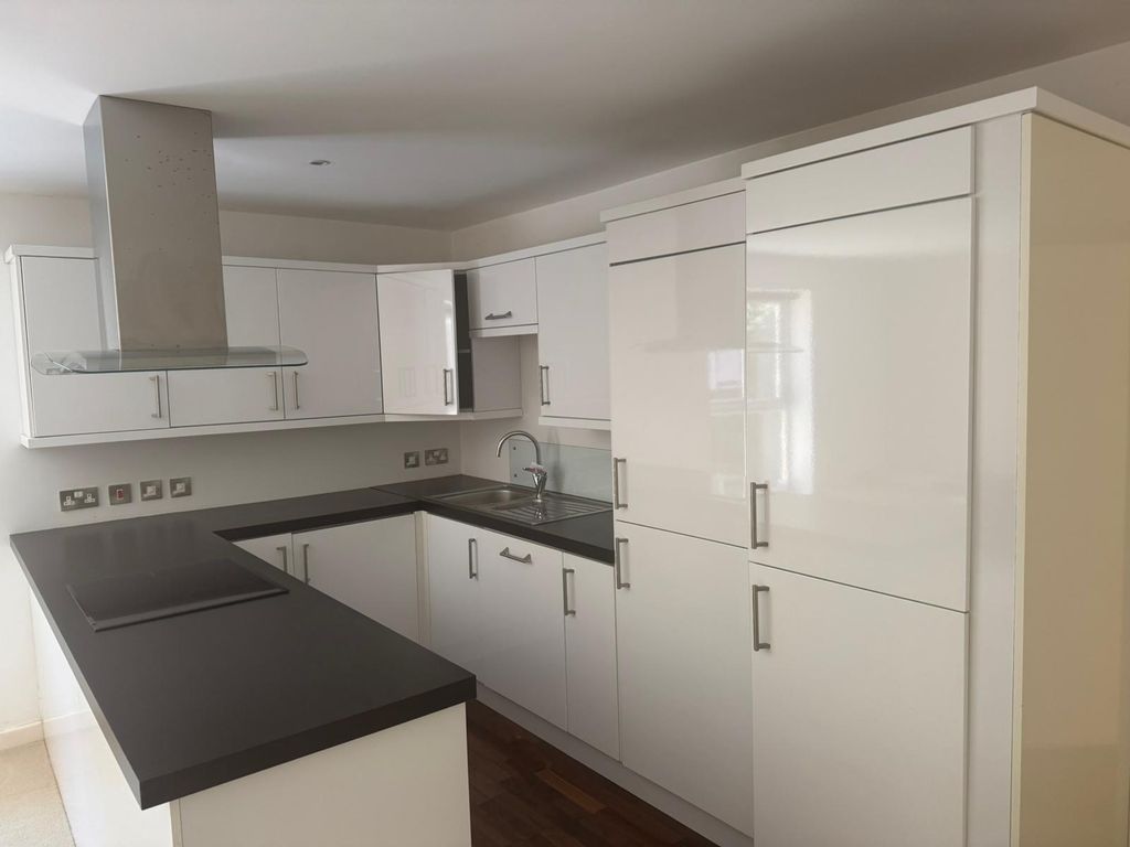 1 bed flat for saleStation Road, Hessle HU13 photo 4