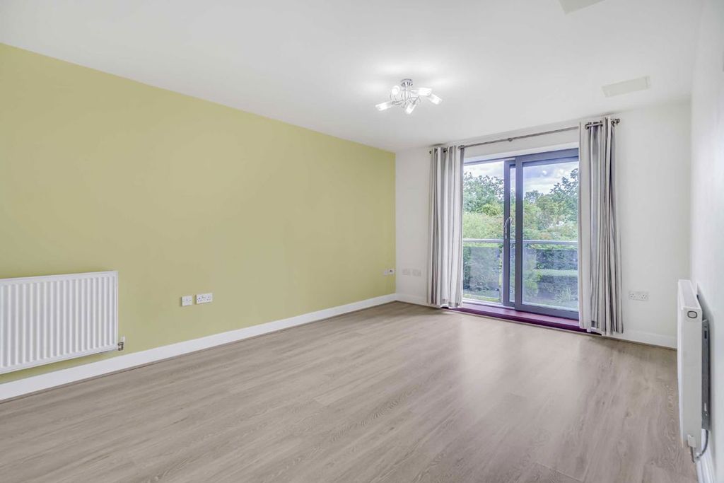 Property photo 2 of 7