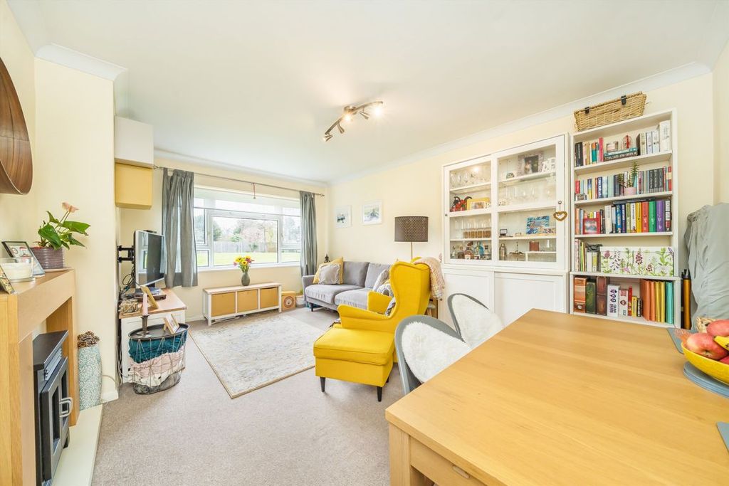 Property photo 1 of 5