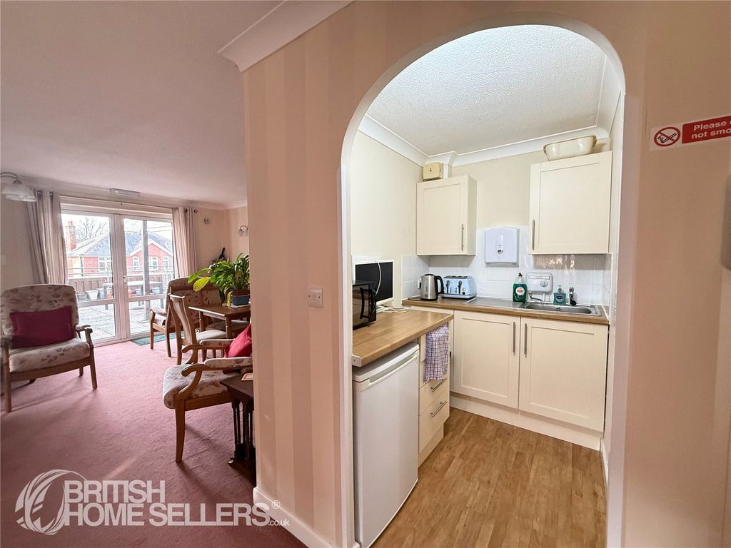 Property photo 3 of 11 Picture No. 15