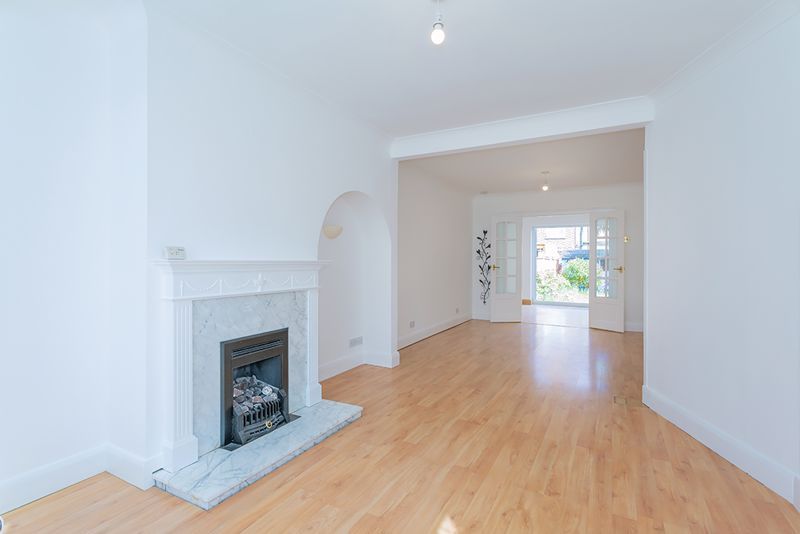 Property photo 2 of 15 Reception/Lounge