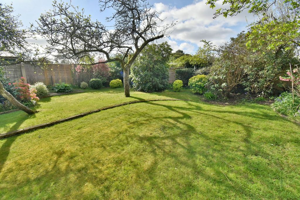 Property photo 2 of 19