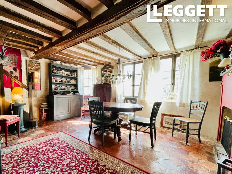 Property photo 3 of 10