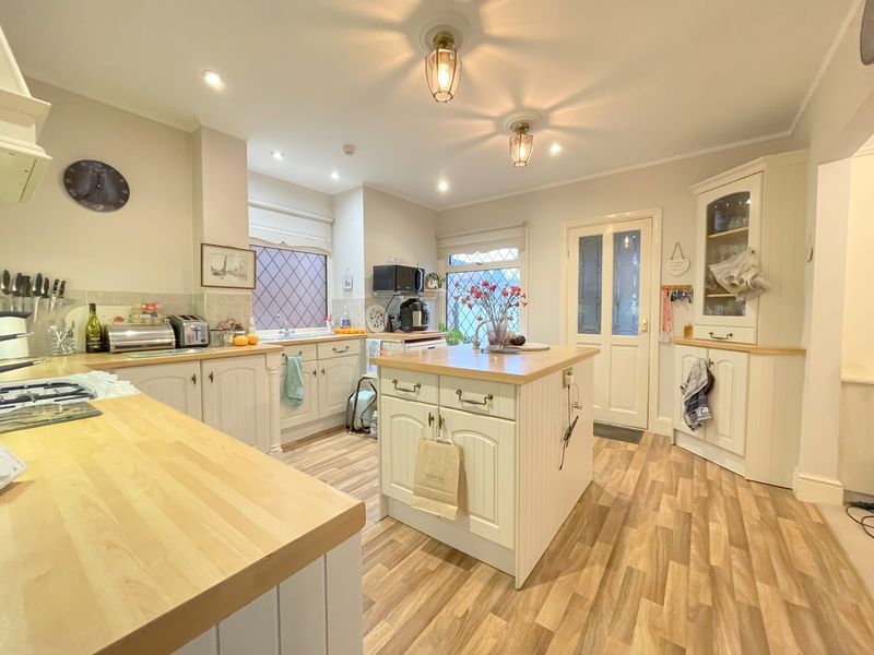 Property photo 3 of 20 Lower Park Road