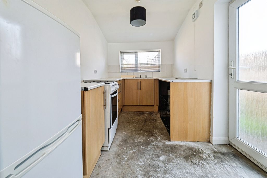 Property photo 3 of 16