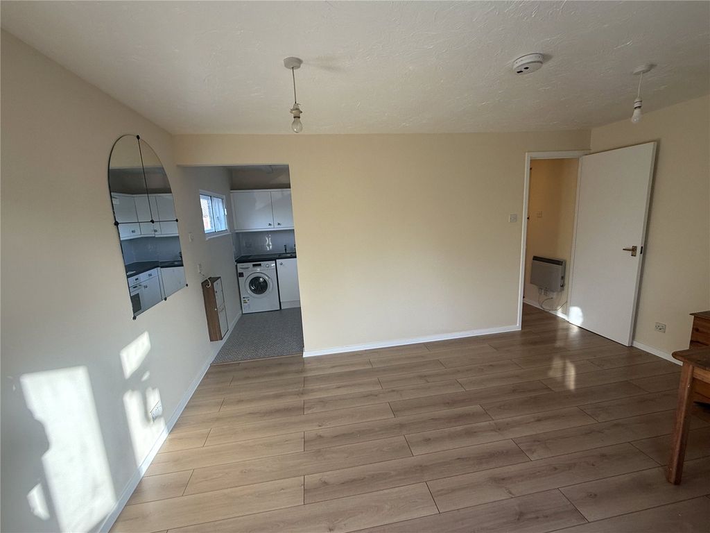 Property photo 2 of 3 Picture No. 03