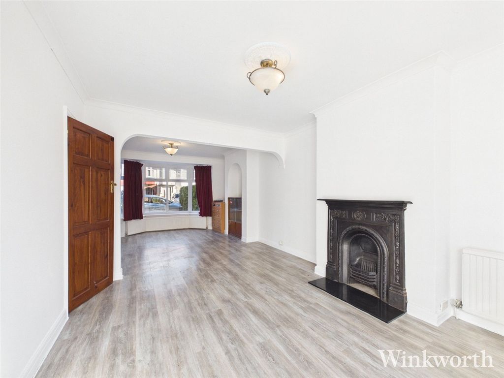 Property photo 1 of 11 Picture No. 02