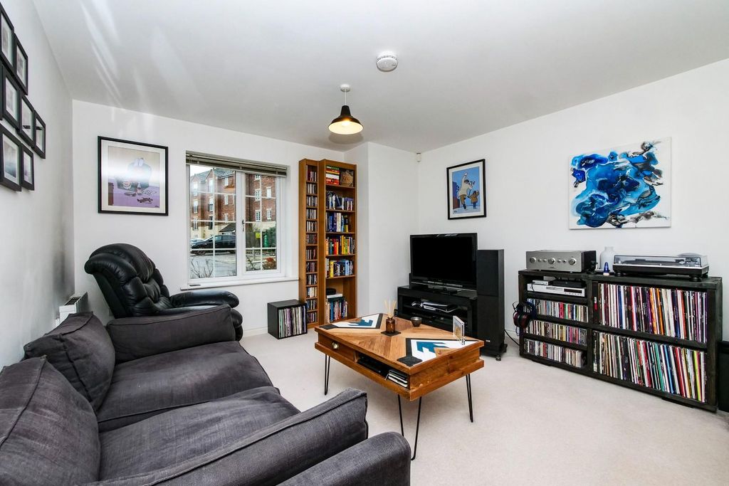 Property photo 2 of 17 Pnmb0044.Jpg