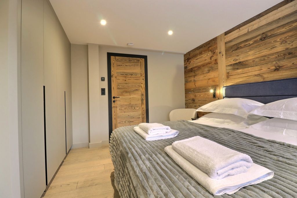 Property photo 3 of 31