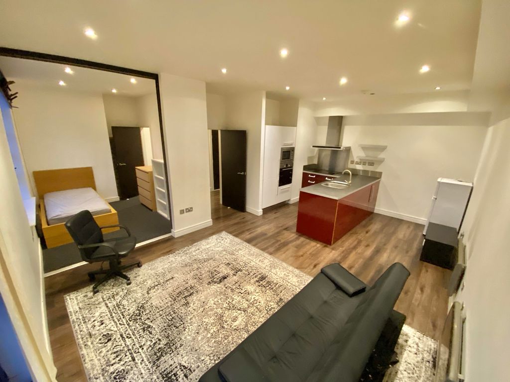 Property photo 1 of 11 Image