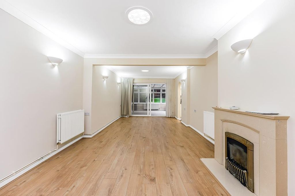 Property photo 3 of 23 13 Cascade Road-17.Jpg