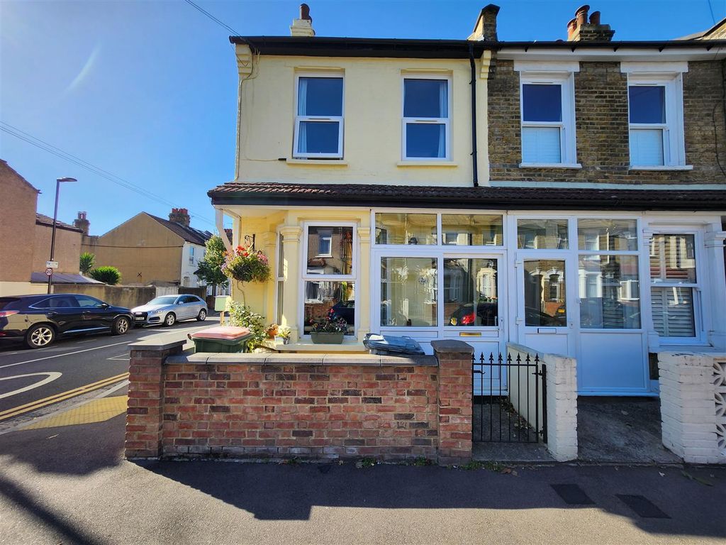 Property photo 1 of 17 Frnt.Jpg