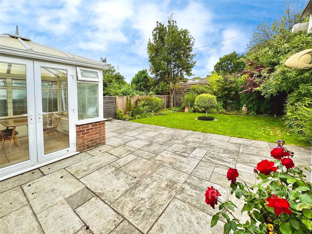 Property photo 2 of 9 Picture No. 08