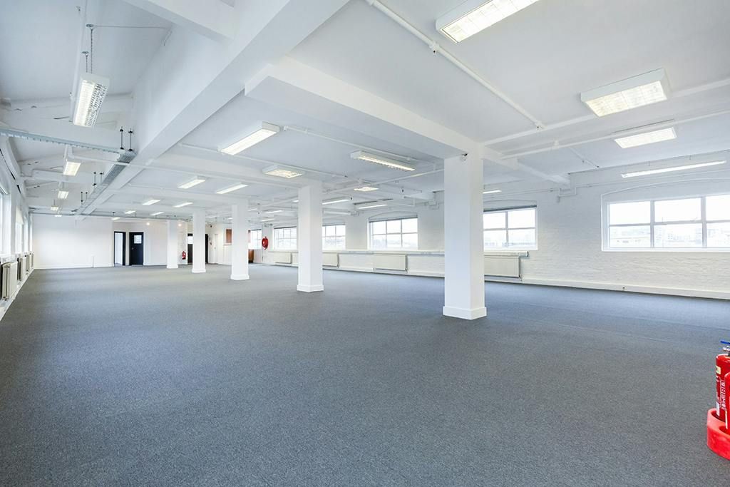 Property photo 2 of 11 3rd F Lymehouse  Studios11.Jpg