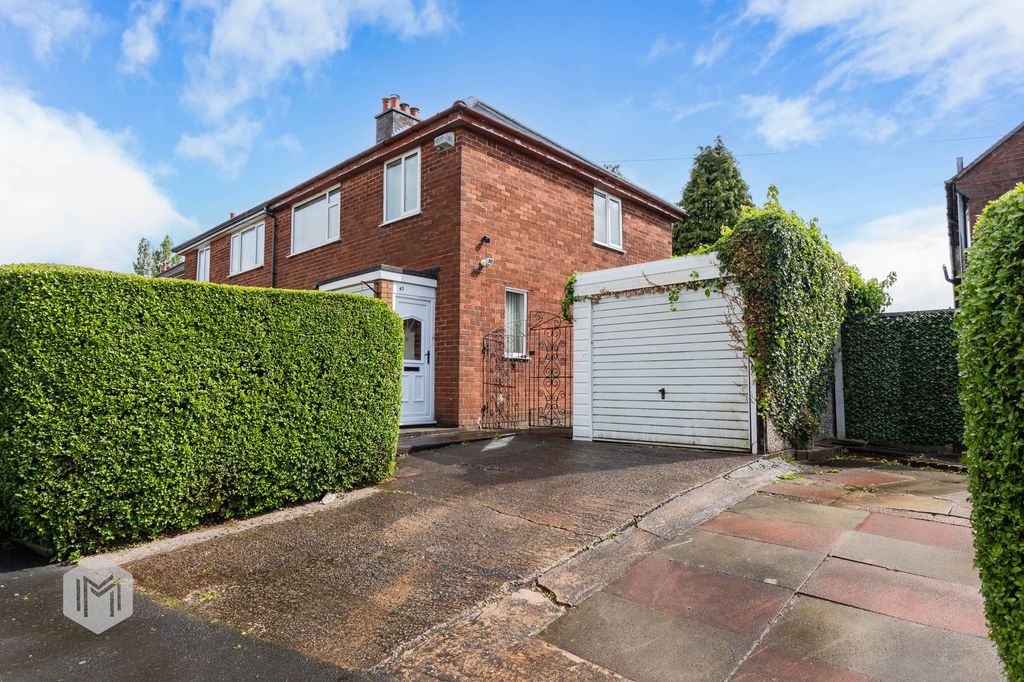 Property photo 1 of 21