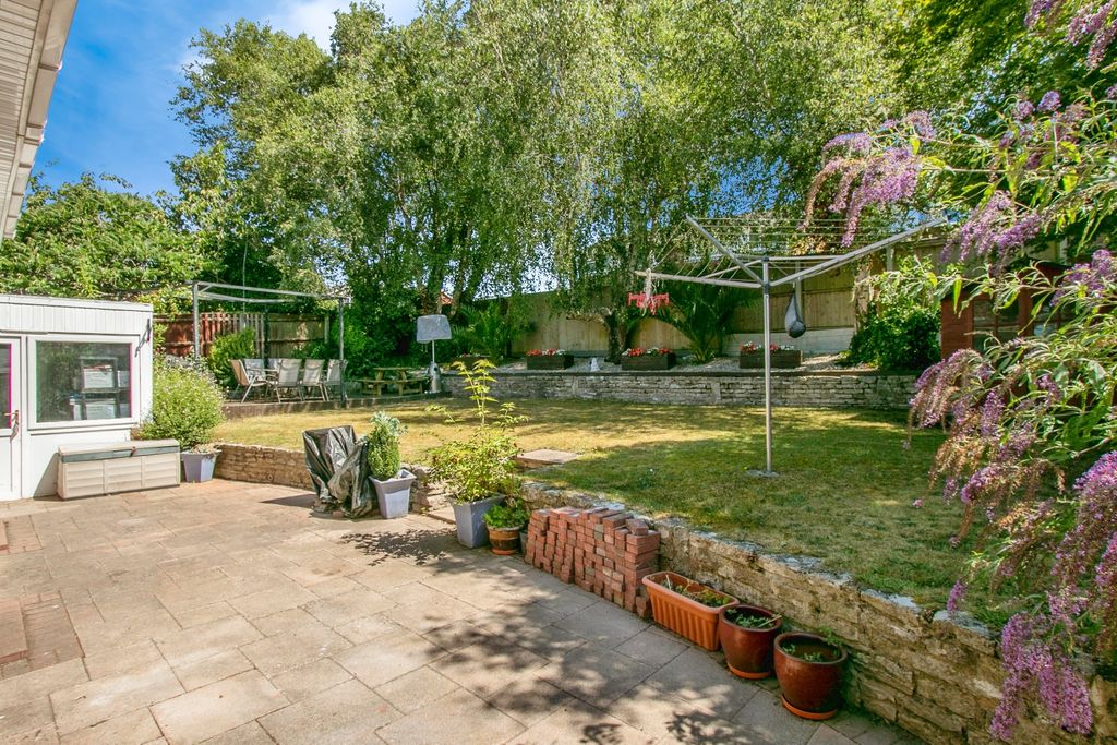 Property photo 2 of 21 Rear Garden