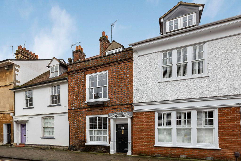 Property photo 1 of 38