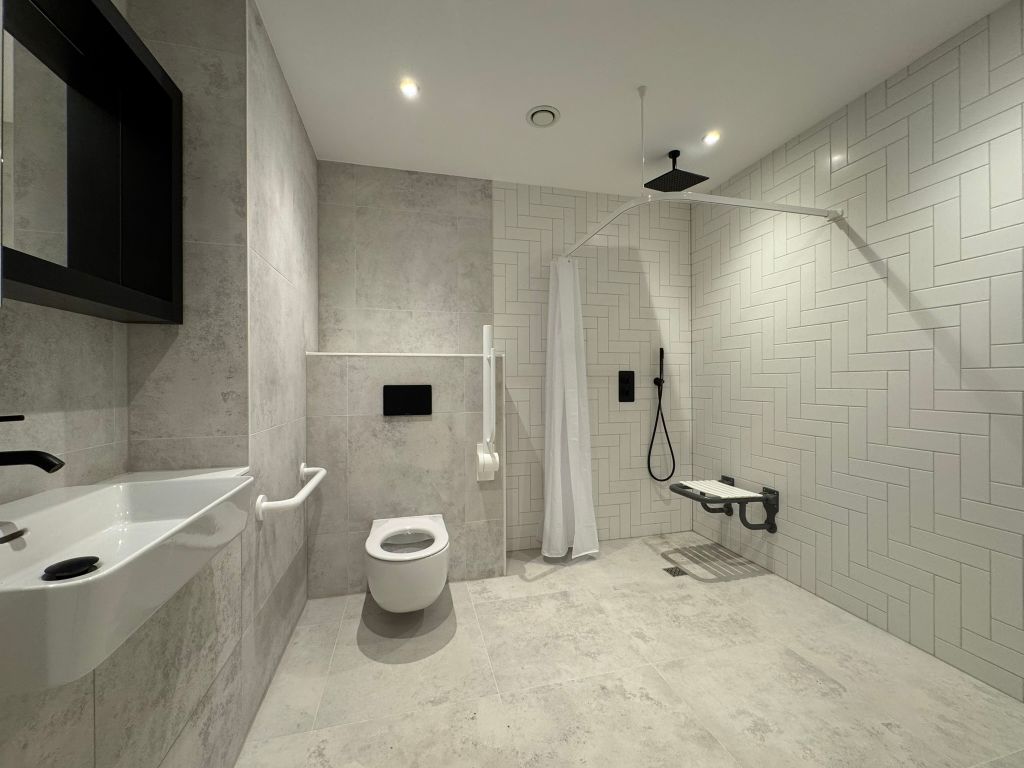 Property photo 1 of 9