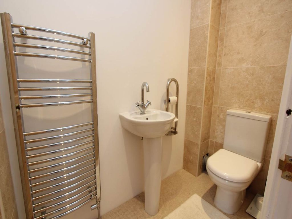 Additional image 13 of 3 bed property to rentWoodlands Road, Barry, Vale Of Glamorgan CF62