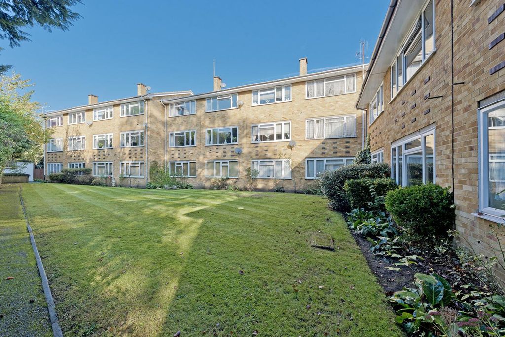 Property photo 2 of 13 14Theorchard_0038.Jpg