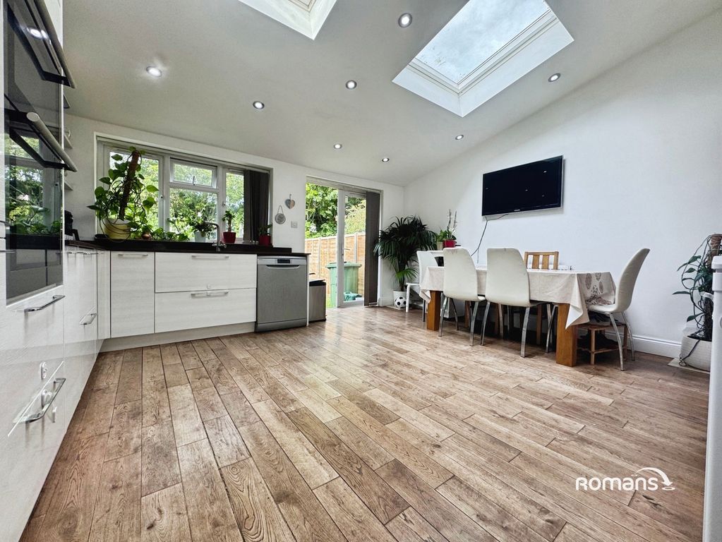 Property photo 2 of 12 Pbox-Img.Jpg