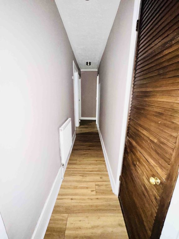 Property photo 3 of 29 Hallway