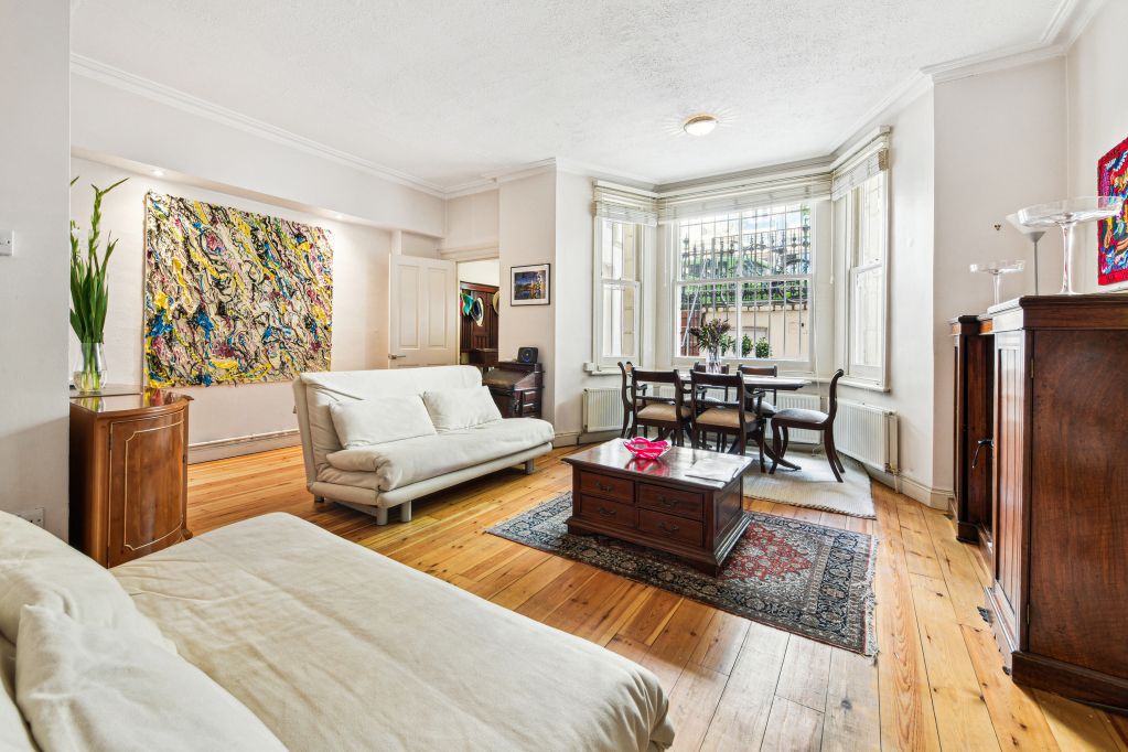 Property photo 2 of 12 Picture 2