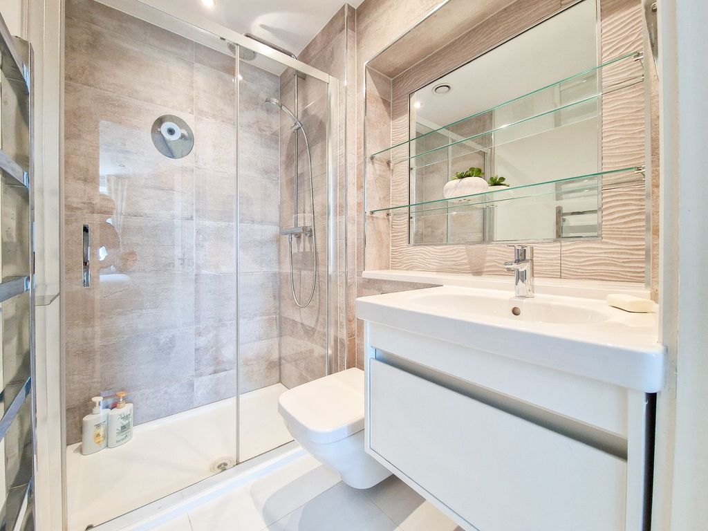 Additional image 21 of 2 bed flat for sale5 Highstead, St Saviour JE2