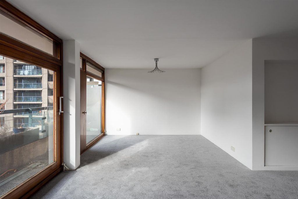 Property photo 3 of 13 D34N2Xeekeydncf6Si5Uaw.Jpg