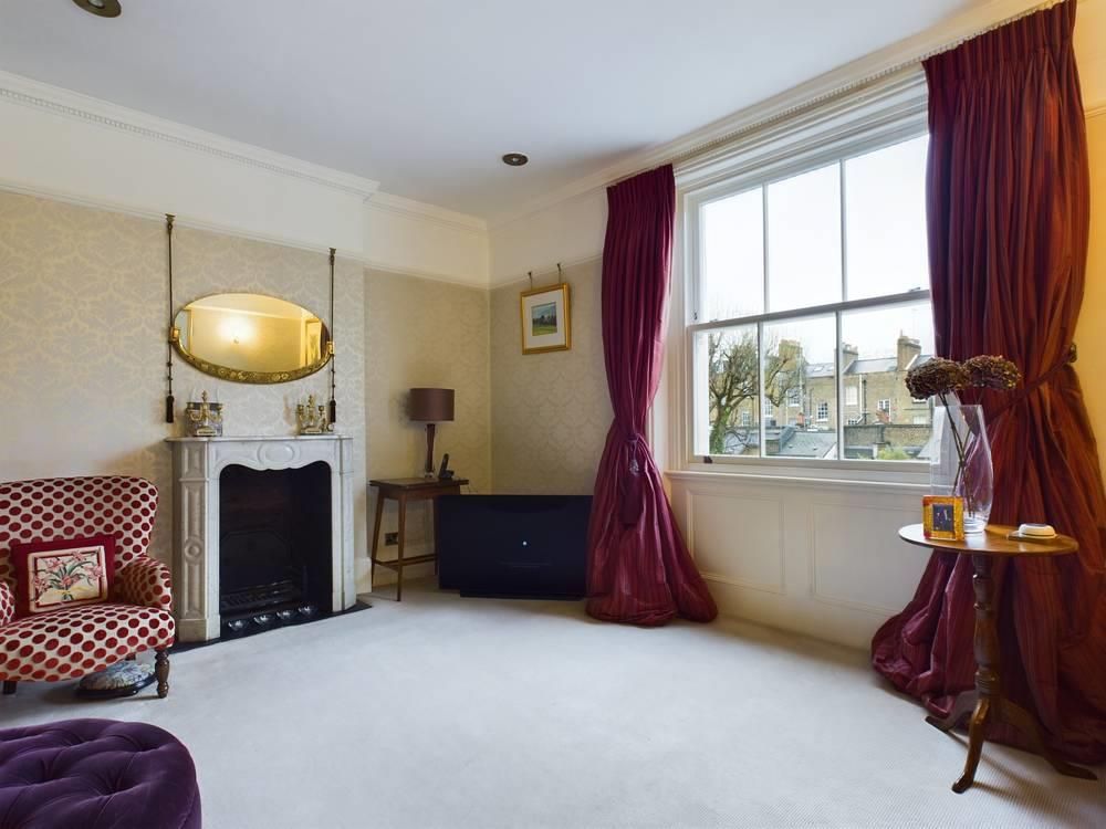 Property photo 3 of 15 Cam04807G0-Pr0004-Still001-Thumbnail-H750-70.Jpg