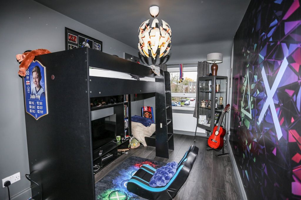 Additional image 16 of 3 bed end terrace house for saleMauldeth Close, Heaton Mersey, Stockport SK4