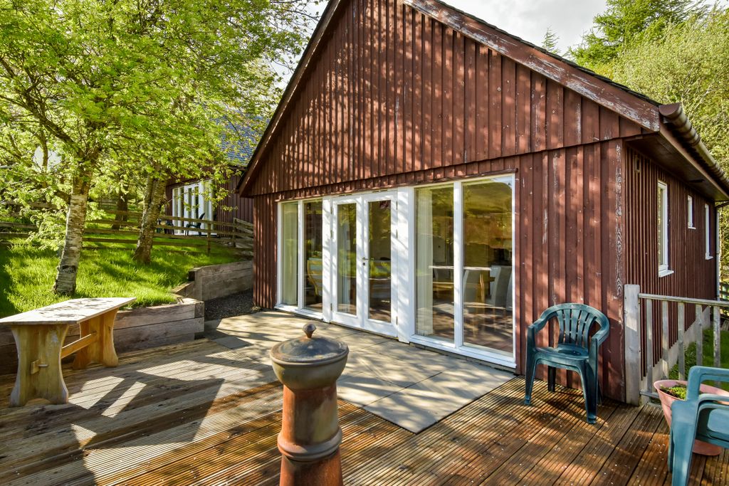 Property photo 1 of 19